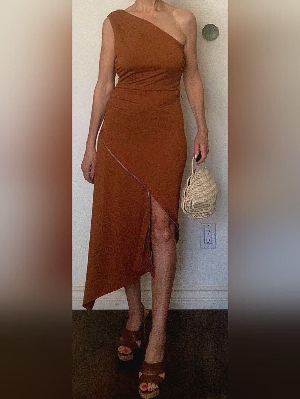 ZARA NWT One Shoulder Asymmetrical Zipper Detail Midi Dress Camel Brown - Size M - Picture 6 of 8